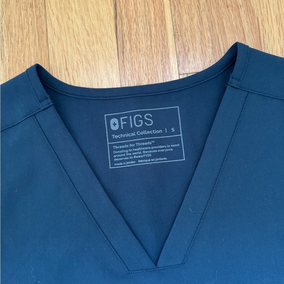 Figs Casma Scrub Top - Picture 7 of 9